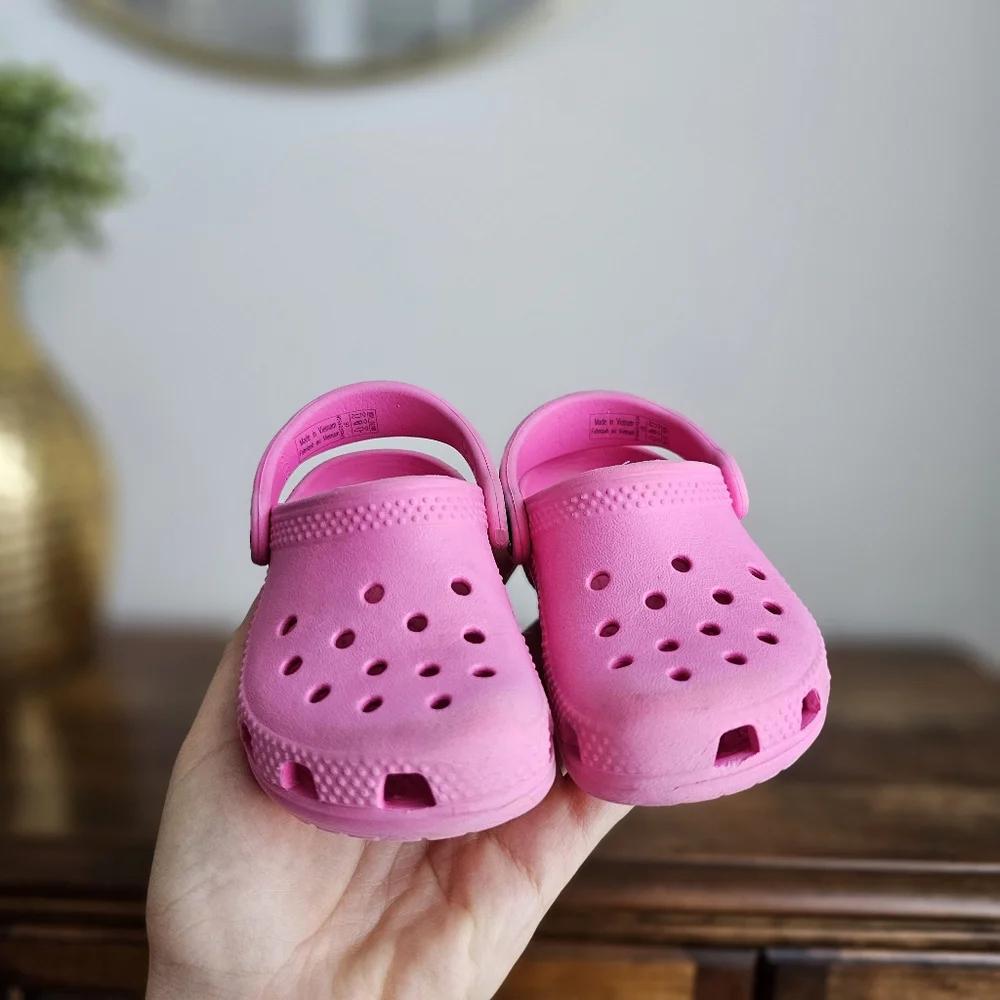 Iconic CROCS Comfort Classic Baby Clog Pink Lightweight Sandals Children C6